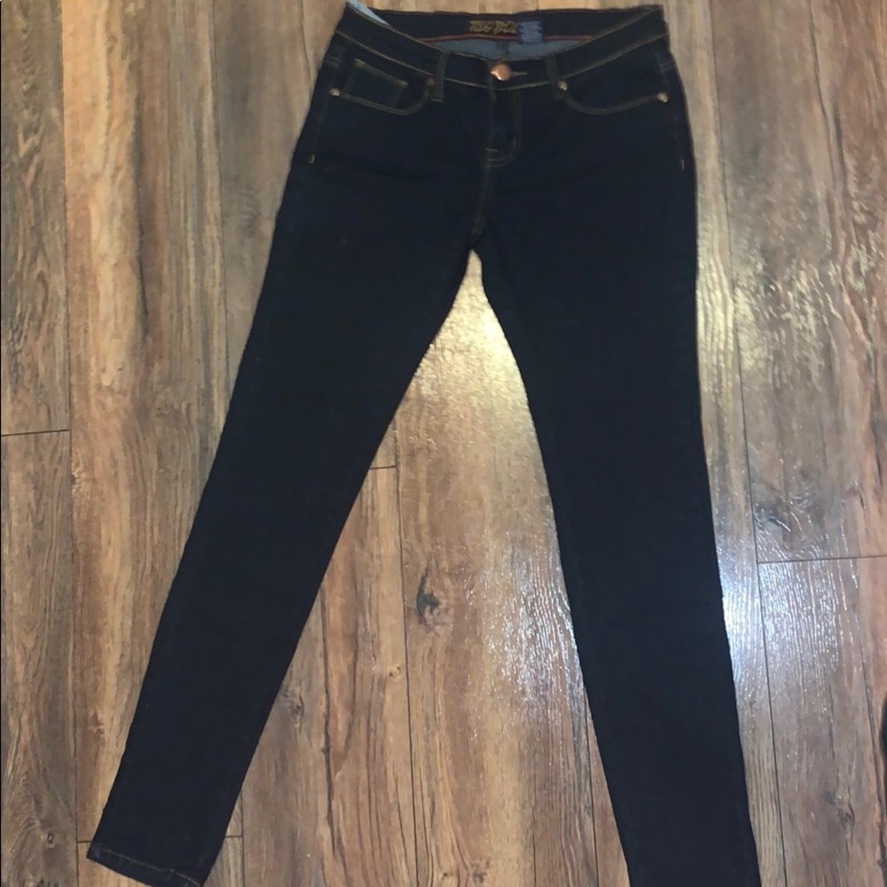 dark blue jeans